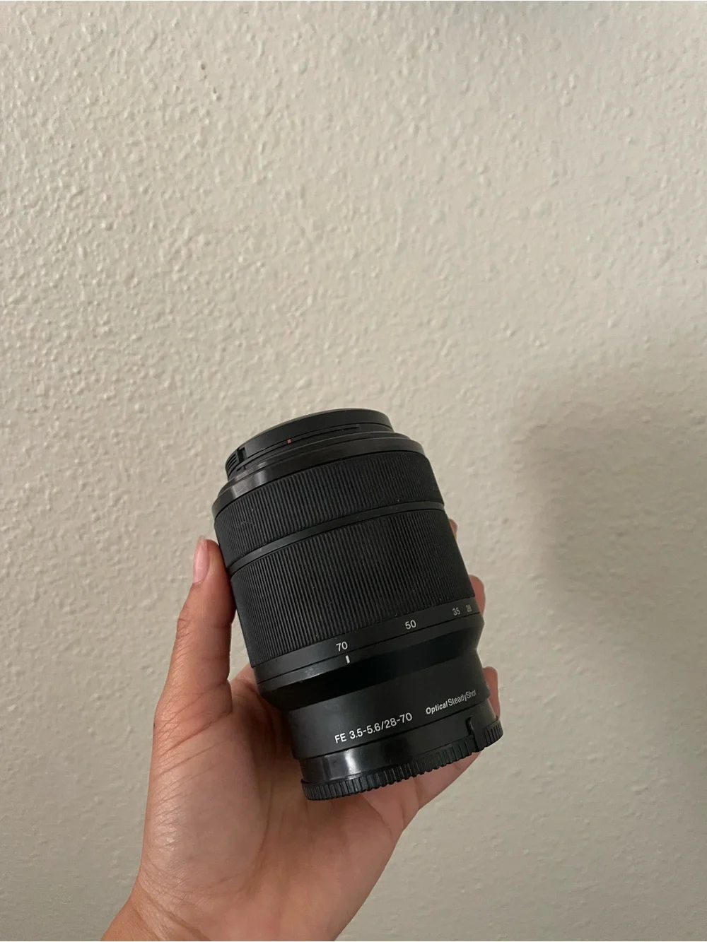 Sony Black FE 28-70mm f/3.5-5.6 Standard Zoom Lens